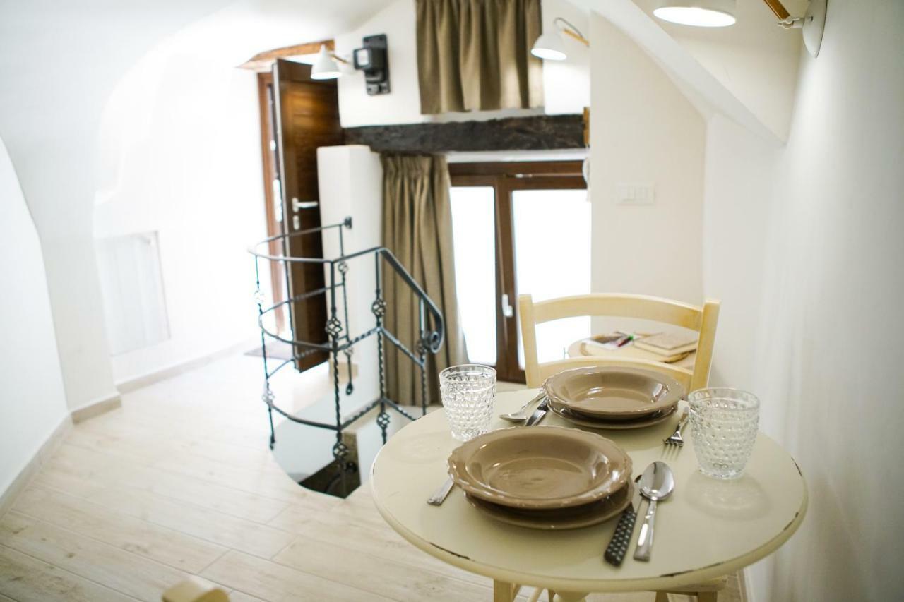 Home 5 - Giu In Dimora Putignano Luaran gambar